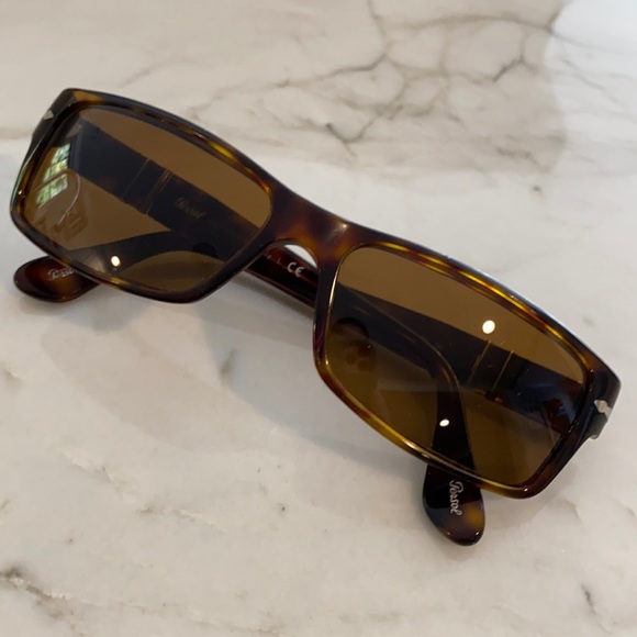Persol Other - Men’s PERSOL sunglasses in excellent condition